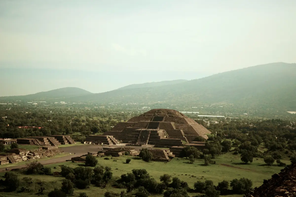 Turis Kanada Tewas Ditembak Saat Pelesir ke Piramida Teotihuacán di Meksiko