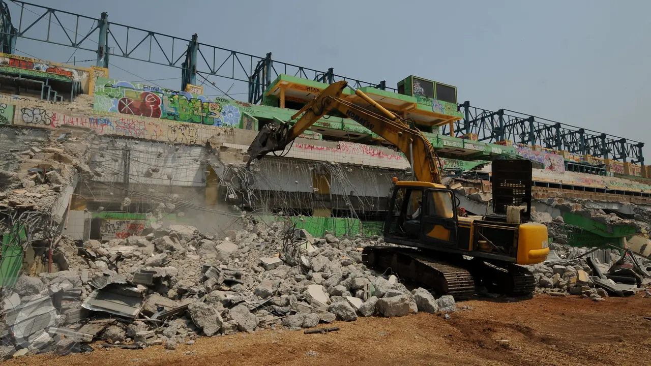 20150908-Stadion Lebak Bulus...Riwayatmu Tamat-jAKARTA