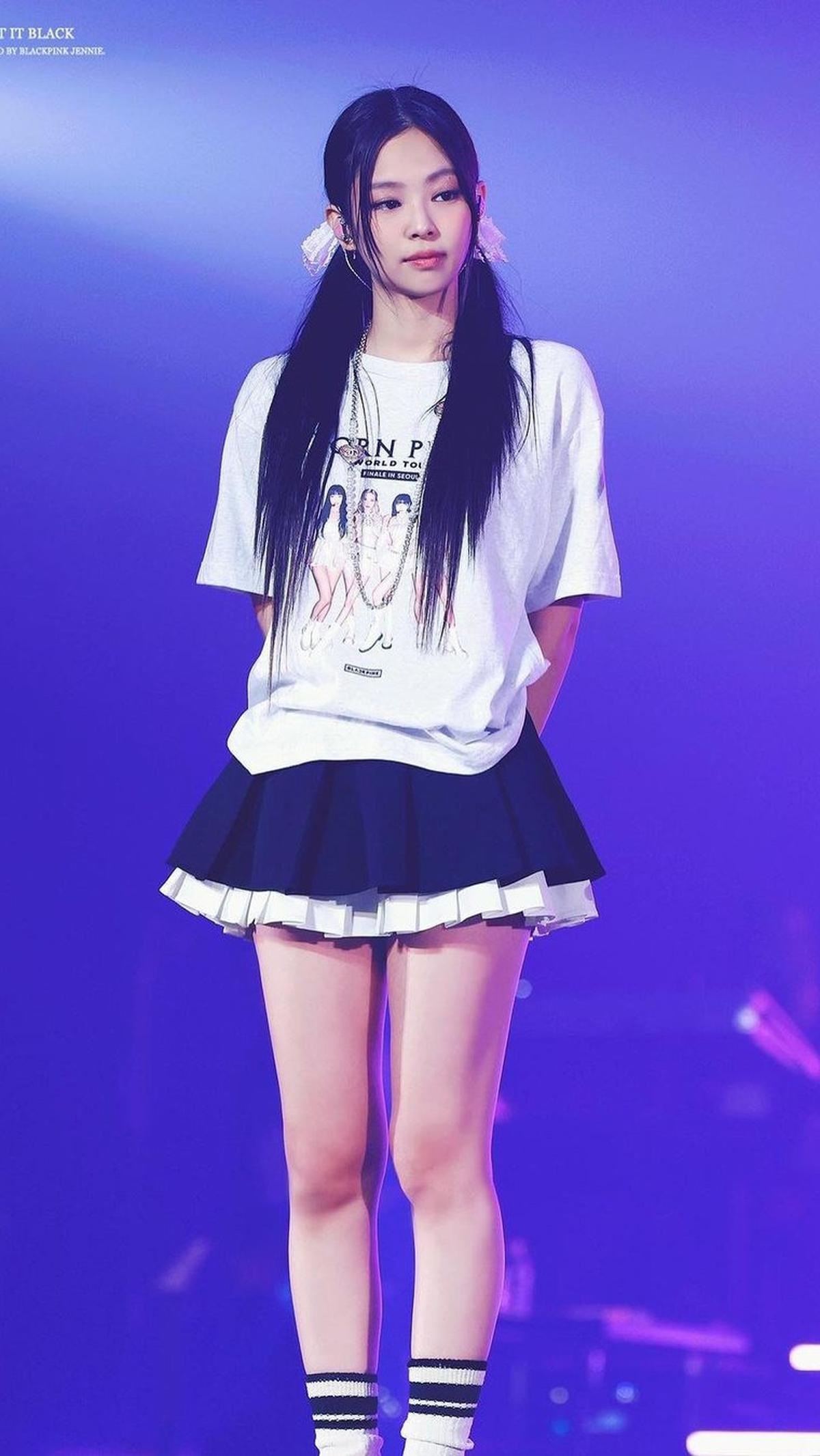 Kehadiran Jennie di Amerika Serikat untuk merayakan ulang tahunnya menunjukkan betapa ia menikmati kebebasan setelah keluar dari YG Entertainment.