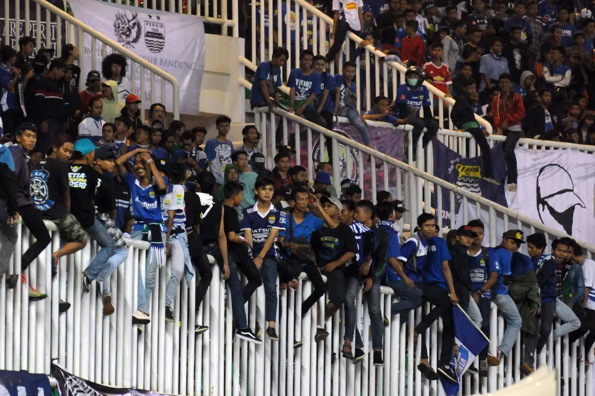 20160813- Pendukung Persib-Bobotoh-Viking-Bogor- Helmi Fithriansyah		