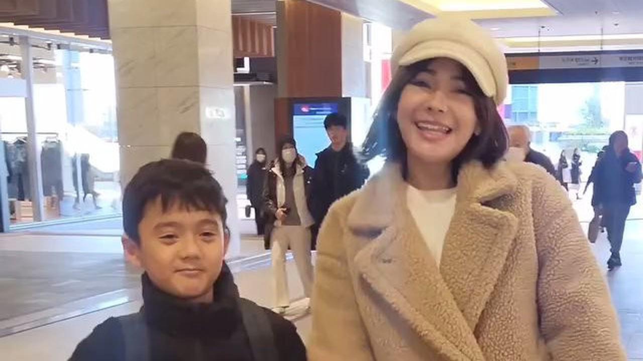 7 Potret Terbaru Maya Septha Usai Operasi Plastik di Korea Selatan, Disebut Makin Cantik Bak Boneka hingga Tampil Lebih Muda