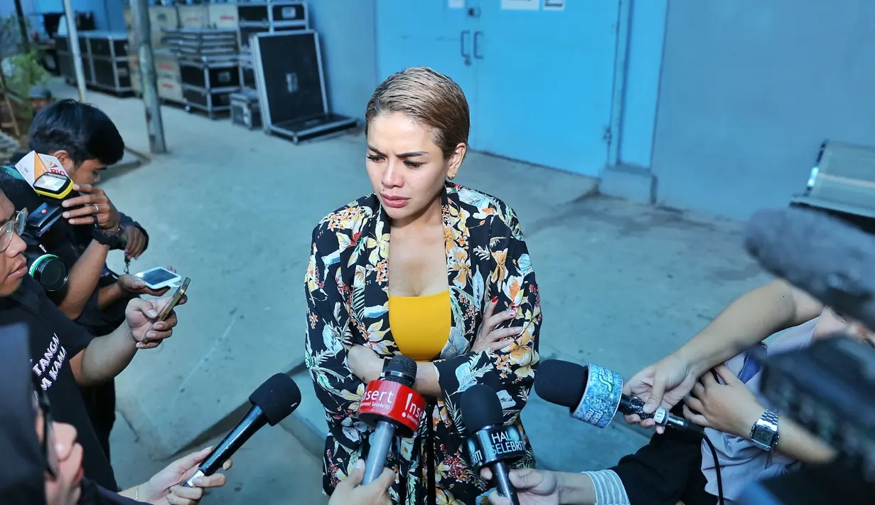 Sebagai perempuan, Nikita tak memungkiri berjiwa matre. Bintang film Comic 8 itu juga membantah hidup bermewah-mewah. (Nurwahyunan/Bintang.com)