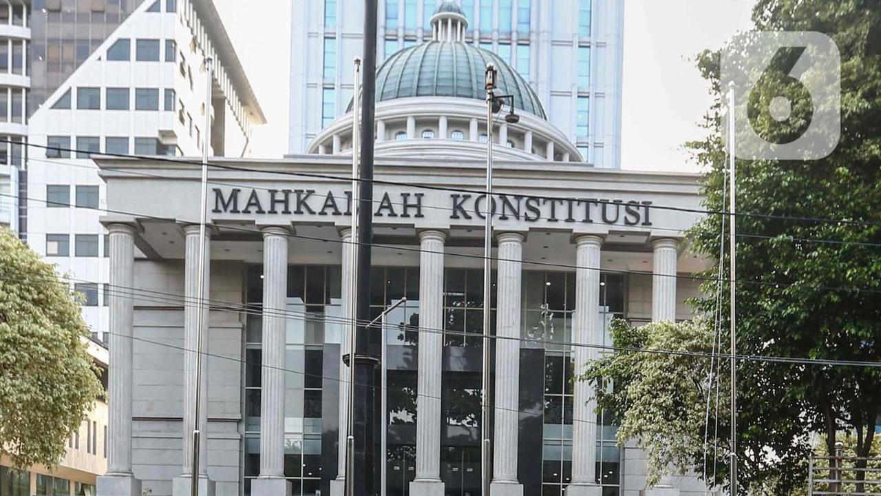 Sebagai informasi, pernyataan sikap TPDI disampaikan kepada pihak Kesekjenan Mahkamah Konstitusi.<br>