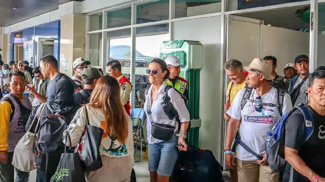 Turis Terdampar Dievakuasi, Labuan Bajo Sepi Kunjungan Wisata di Masa Darurat Erupsi Gunung Lewotobi Laki-laki