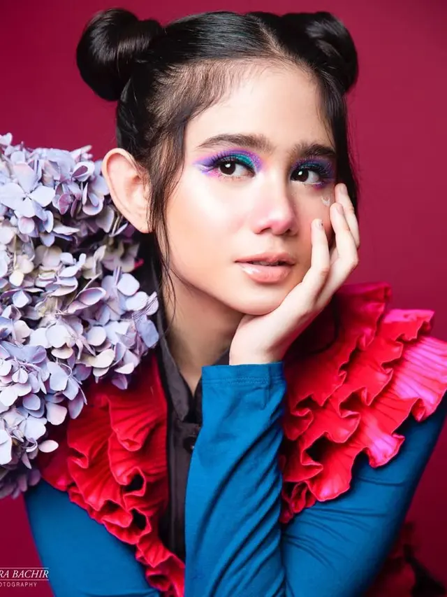 7 Pemotretan Tissa Biani, Gaya Rambutnya Seperti Chun Li di Game Street Fighter