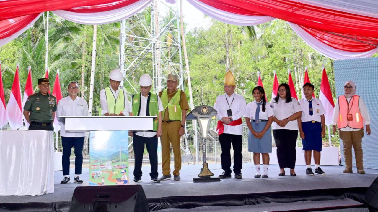 Peresmian BTS 4G oleh Presiden Jokowi