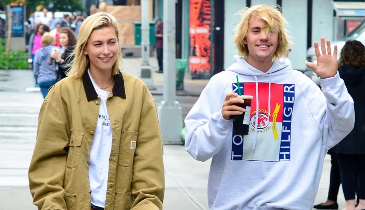 Justin Bieber baru dan Hailey Baldwin baru saja membuat publi shock karena memutuskan untuk balikan usai tiga tahun berpisah. (Us Weekly)