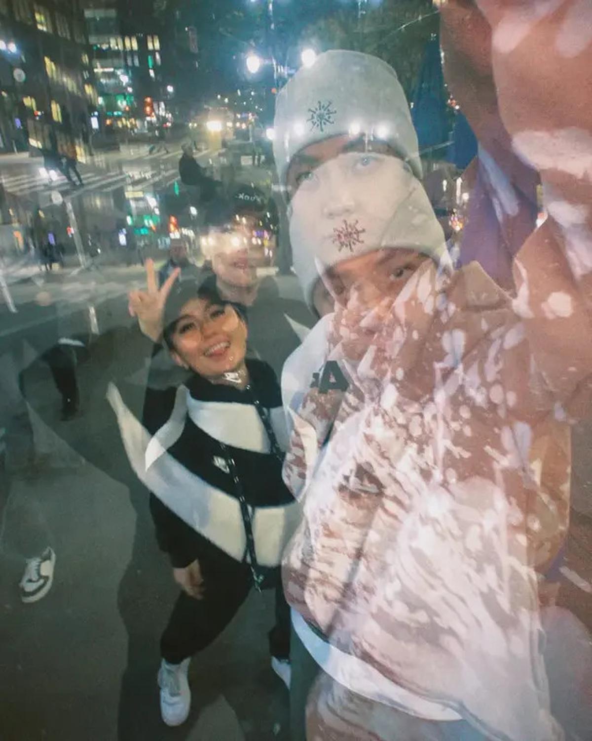 7 Potret Agnez Mo dan Adam Rosyadi 4 Tahun Pacaran, Terungkap Foto Awal Bareng