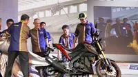 Valentino Rossi saat peluncuran Yamaha Xabre di Nusa Dua Bali (Defri Saefullah/Liputan6.com)