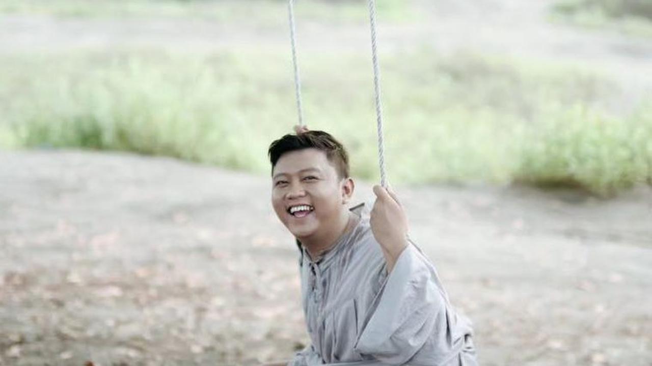 Berasal dari Keluarga sederhana