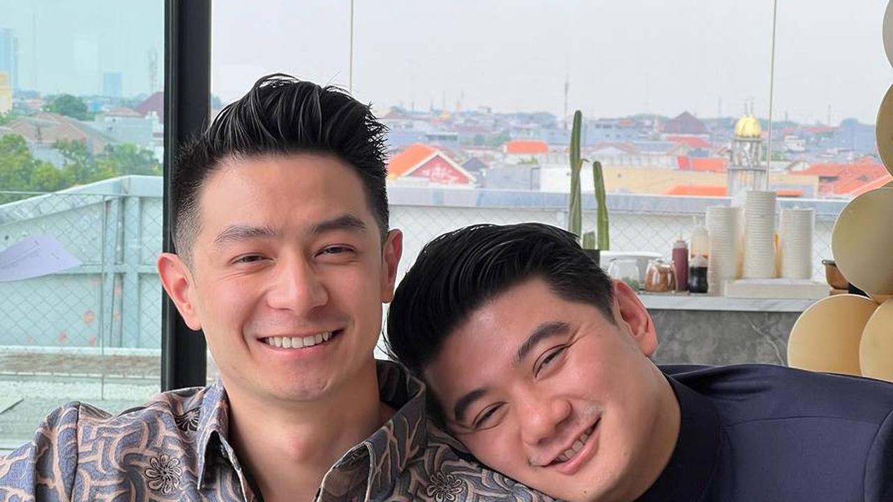 Intip Deretan Potret Reynold Poernomo, Adik Chef Arnold, Pulang Kampung ke Surabaya dan Ternyata Mahir Bikin Pancake Gosong