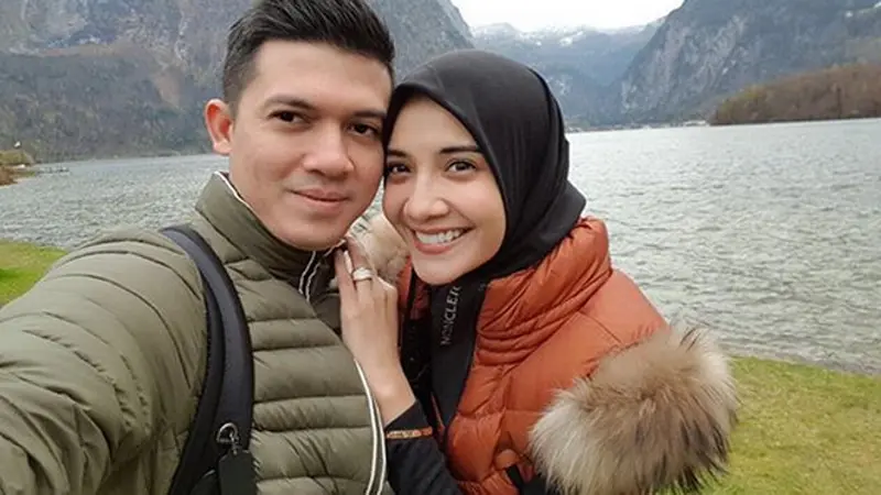 [Bintang] Irwansyah dan Zaskia Sungkar