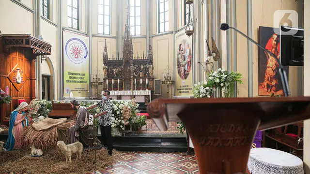 Persiapan Natal Gereja Katedral