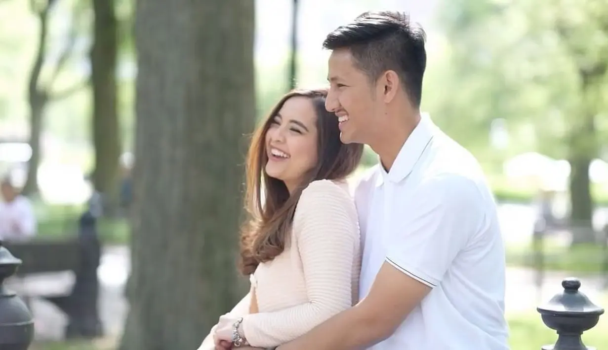 [Bintang] Tasya Kamila dan Randi Bachtiar