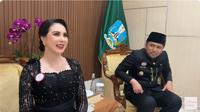 Potret Arumi Bachsin di HUT ke-80 Jawa Timur. [YouTube: Arumi Bachsin]