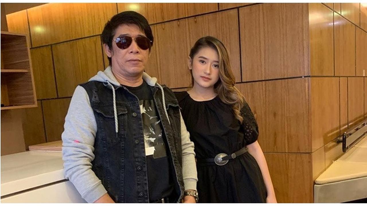 7 Potret Kebersamaan Parto Patrio dan Amanda Caesa, Selalu Kompak