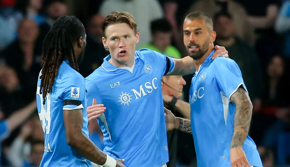 Scott McTominay menjadi pahlawan saat membawa Napoli menang dua gol tanpa balas dari Torino di pekan ke-34 Serie A, Senin (28/4/2025) dini hari WIB. (AFP/Carlo Hermann)