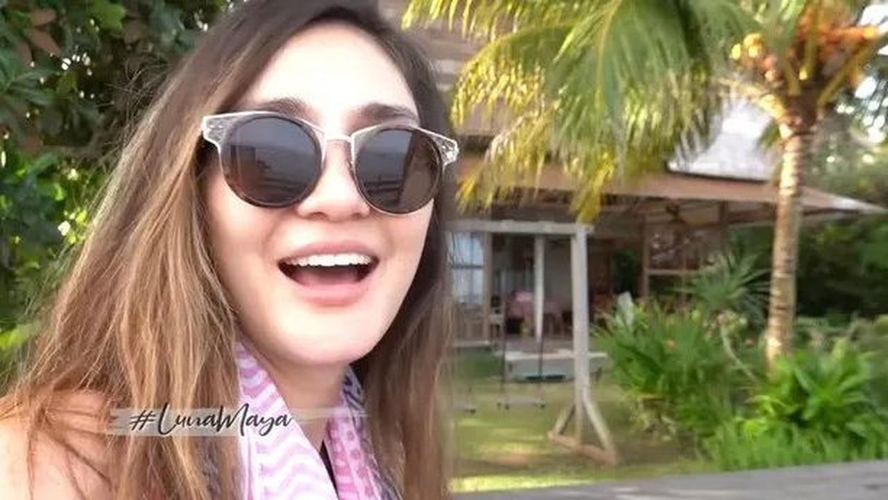 Luna mempertimbangkan membangun rumah di Bali mengingat ibunya tinggal di pulau ini.