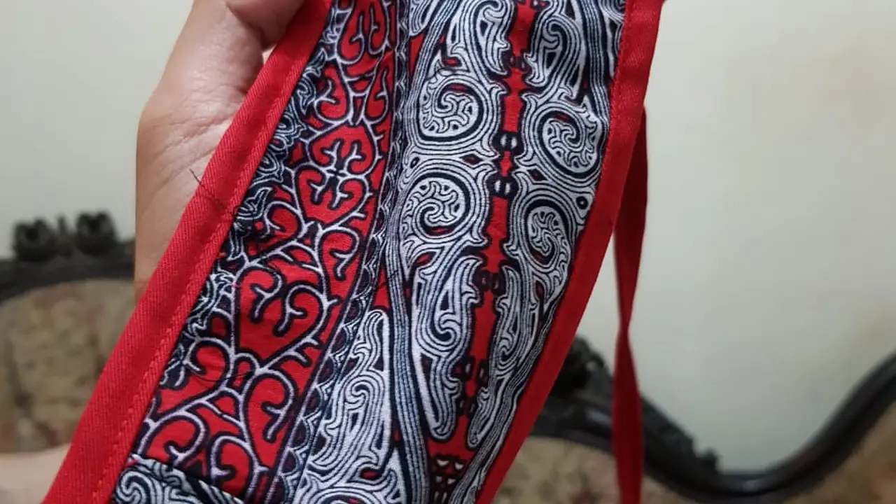 masker motif Batak