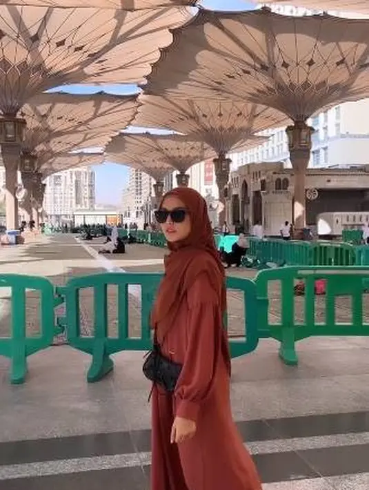Dara Arafah umrah (Sumber: Instagram/daraarafah)