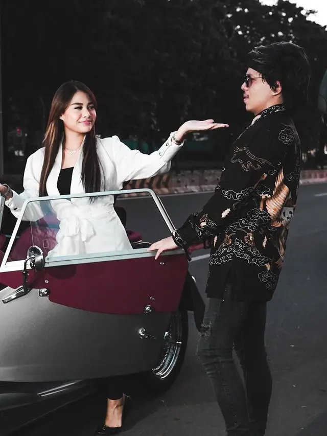 [Fimela] Atta Halilintar dan Aurel Hermansyah