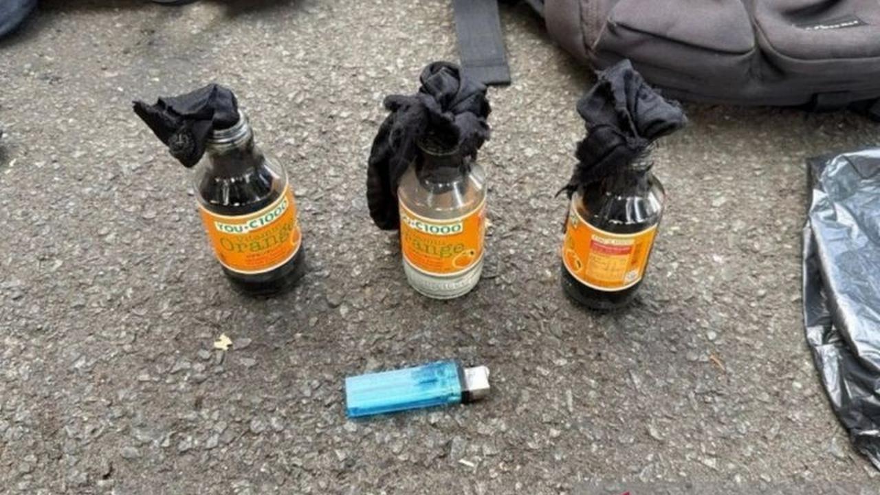 Polisi Buru Pelaku Teror Molotov Pengacara di Jakarta Timur: Kronologi dan Penyelidikan Berlangsung