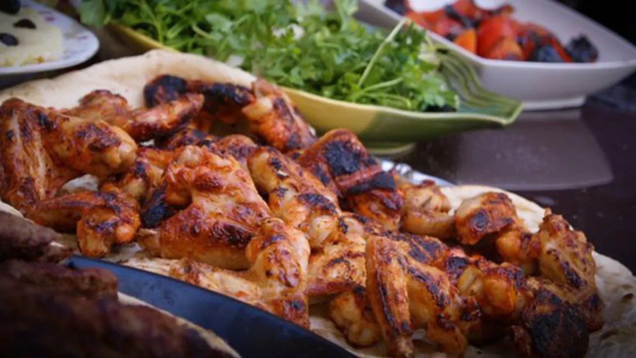 Ilustrasi ayam bakar./Copyright pexels.com/OW pictures