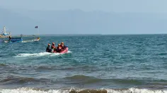 Berenang Pagi di Pantai Karangnaya, Wisatawan Jakarta Mendadak Hilang