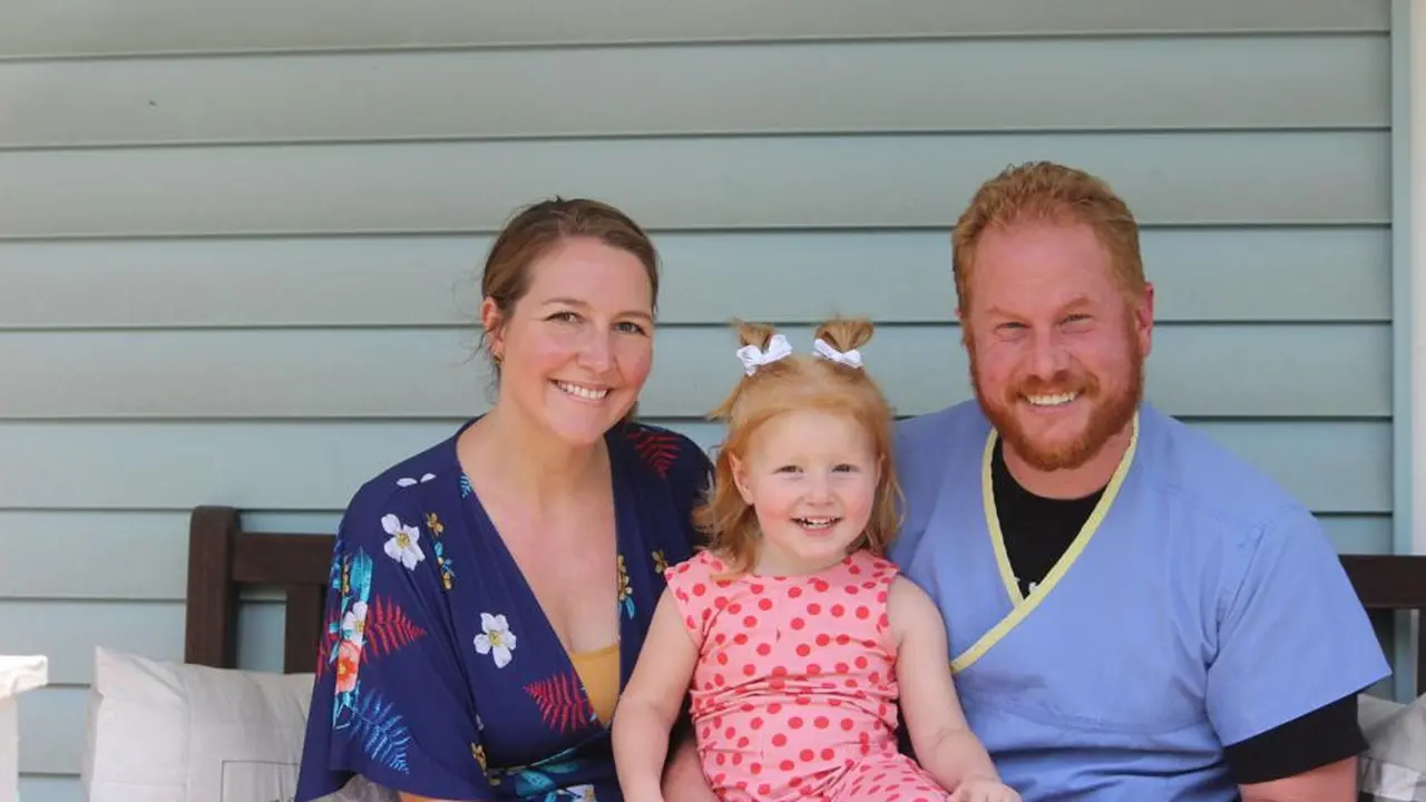 Isla McNabb, bocah berusia dua tahun di Kentucky, Amerika Serikat (AS) mendapat rekor dunia karena memiliki IQ tinggi dan menjadi anggota Mensa termuda. (Twitter/@MaggieMacnab)