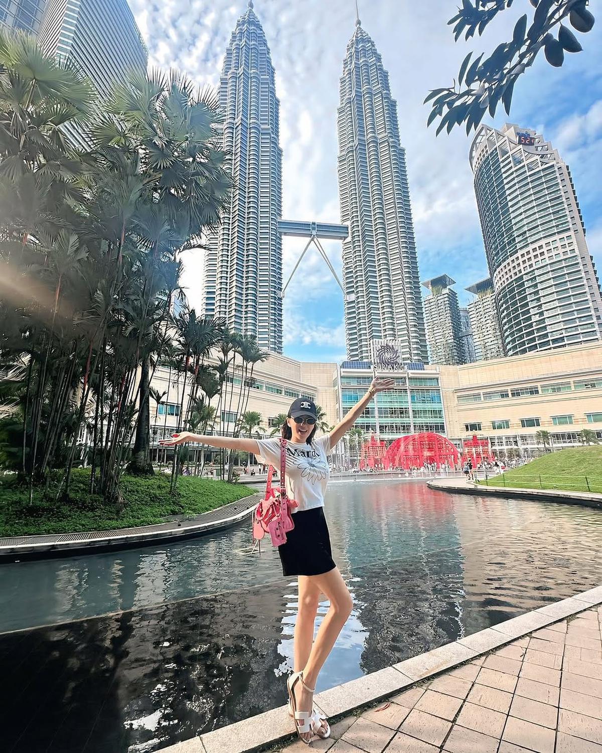 Potret Terbaru Angel Karamoy, Disebut Selalu Cantik dan Bodynya Makin Langsing