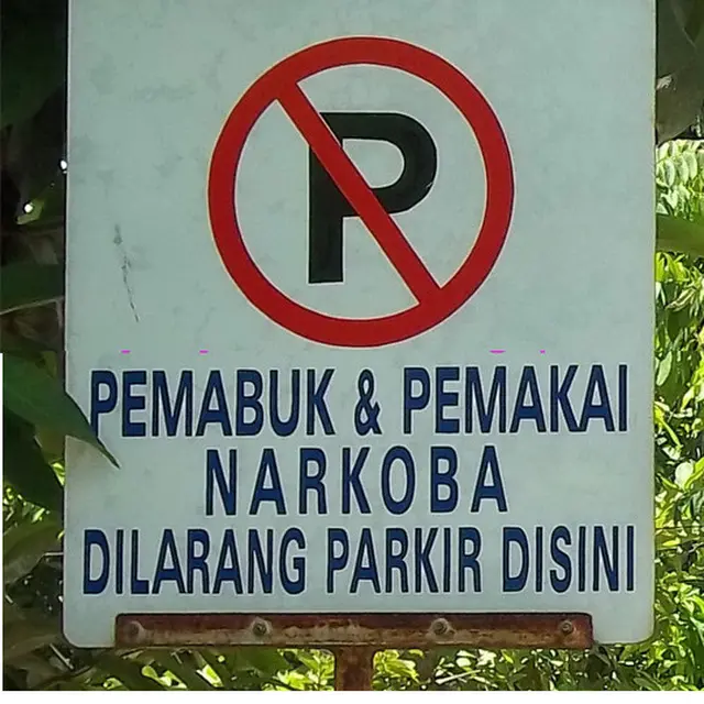 7 Potret Rambu Lalu Lintas di Indonesia Ini Malah Bikin Ngakak