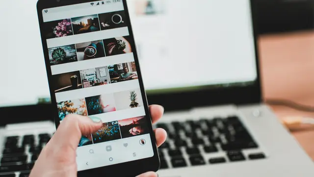 Manfaatkan Media Sosial dengan Bijak