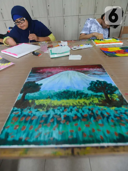 Lukisan-lukian tersebut nantinya akan dijual melalui berbagai pameran dan media sosial. (merdeka.com/Arie Basuki)