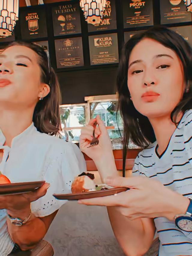 Jennifer Bachdim dan Dian Sastrowardoyo