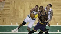 Berita Video: Move of the Night - LeBron James