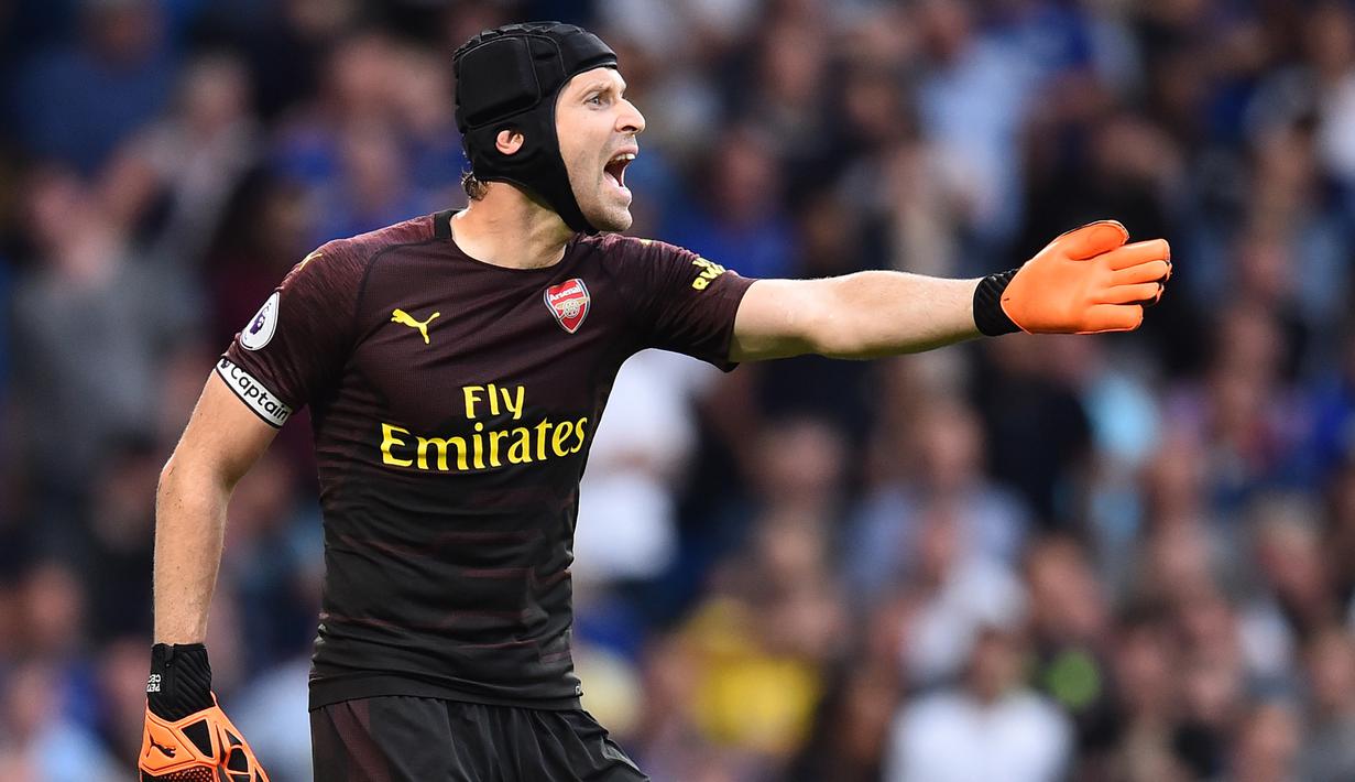 3. Petr Cech - Kiper asal Republik Ceko ini merupakan legenda salah satu Chelsea. Petr Cech punya rekor 46 clean sheets dan pernah membawa Chelsea meraih juara Liga Champions 2011-2012. (AFP/Glyn Kirk)