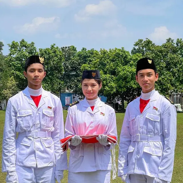 6 Potret Pemain Dari Jendela SMP Jadi Paskibraka, Rayakan HUT RI ke-76