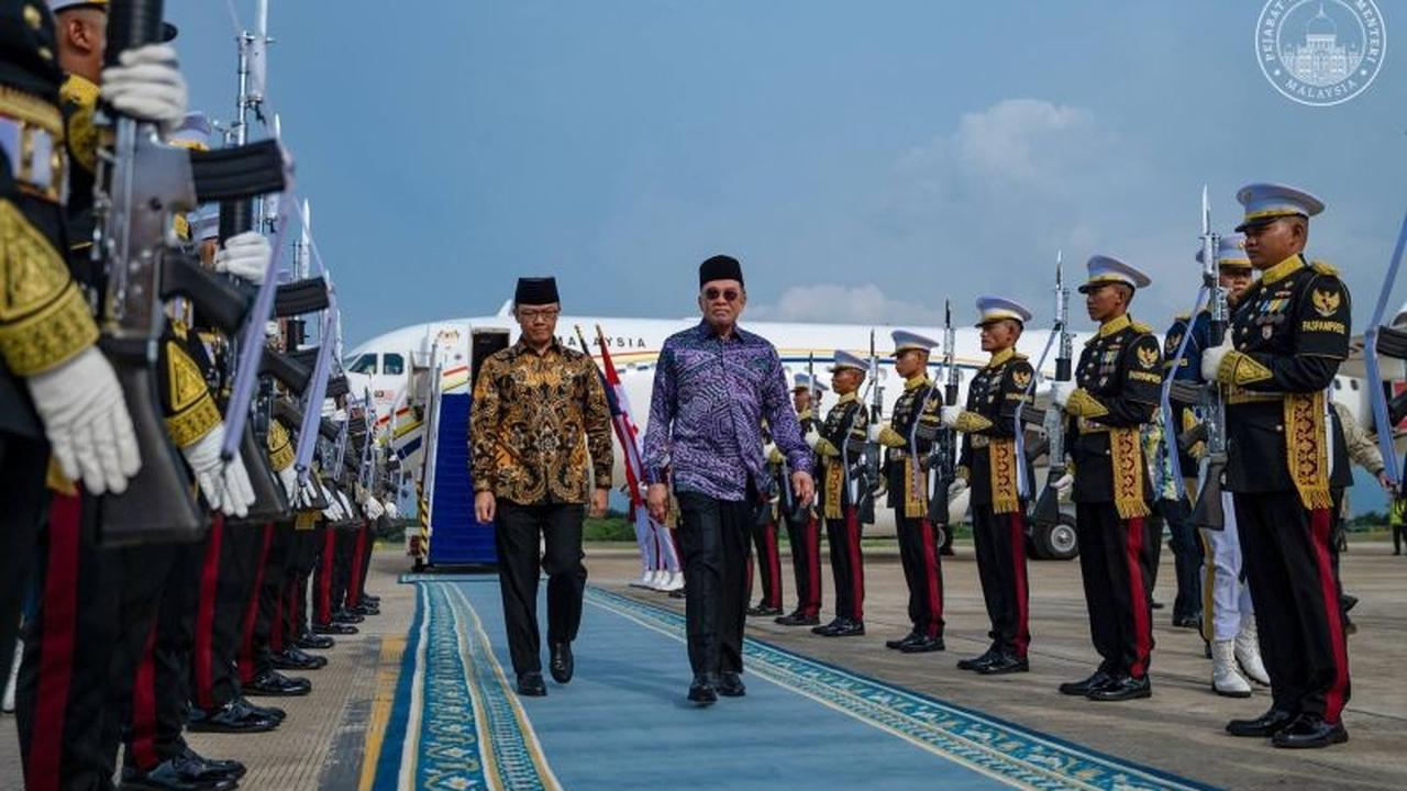 Anwar Ibrahim dan Prabowo Subianto Berdialog di Jakarta Bahas Konflik Timur Tengah