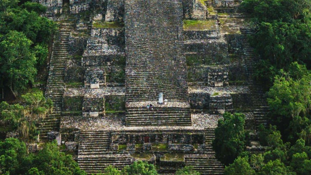 Di Balik Lebatnya Rimba Amazon, Arkeolog Temukan Kota Kuno Berusia 2.500 Tahun Lengkap dengan Jalan dan Ladang Pertanian