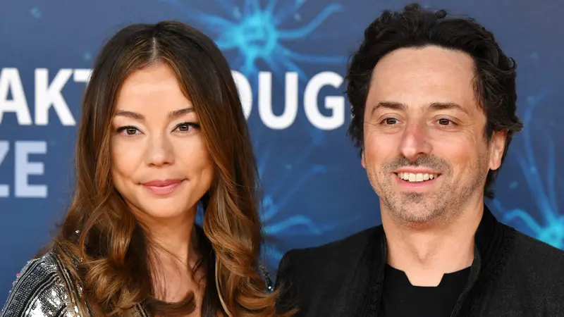 Nicole Shanahan dan Sergey Brin menghadiri Breakthrough Prize Red Carpet, 3 November 2019 di Mountain View, California. (Ian Tuttle/Getty Images for Breakthrough Prize /AFP Ian Tuttle / GETTY IMAGES NORTH AMERICA / Getty Images via AFP