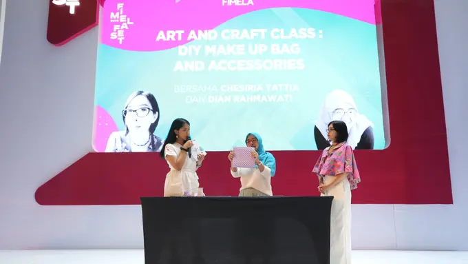 Seru-seruan Bikin Makeup Bag Bareng Komunitas Indonesian Crafter di Fimela Fest 2019