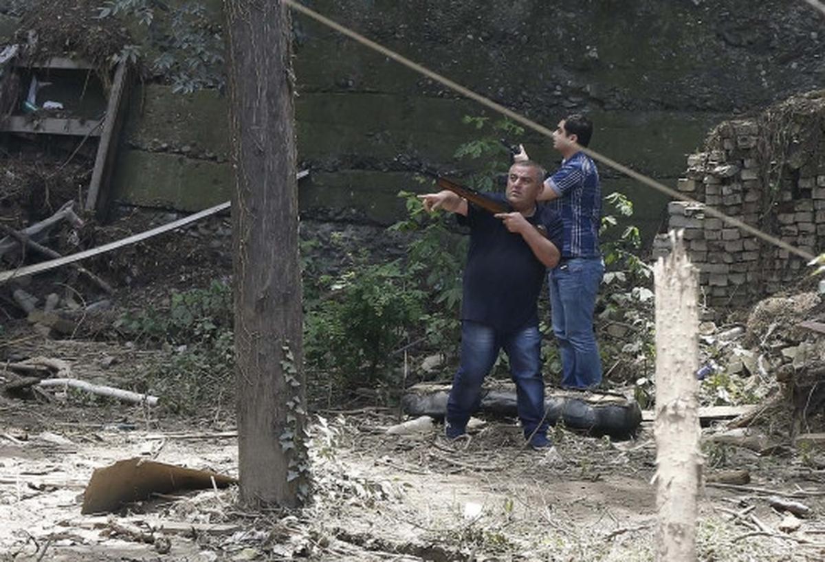 Aksi polisi Georgia buru harimau yang lepas dari kandang saat banjir