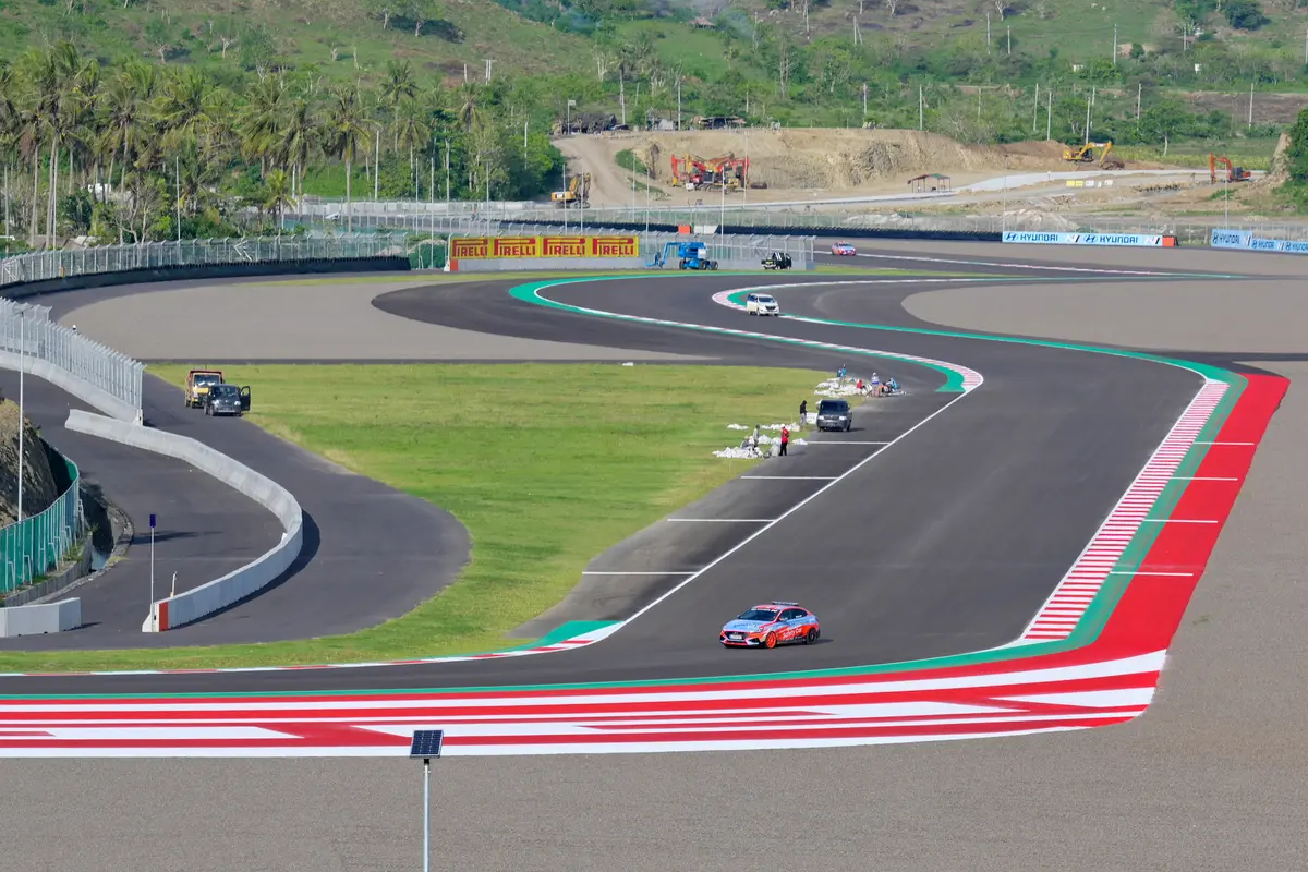 Foto: Bukan Hanya Jadi Arena MotoGP, Sirkuit Mandalika Juga Layak untuk Menggelar Event Balapan Lain