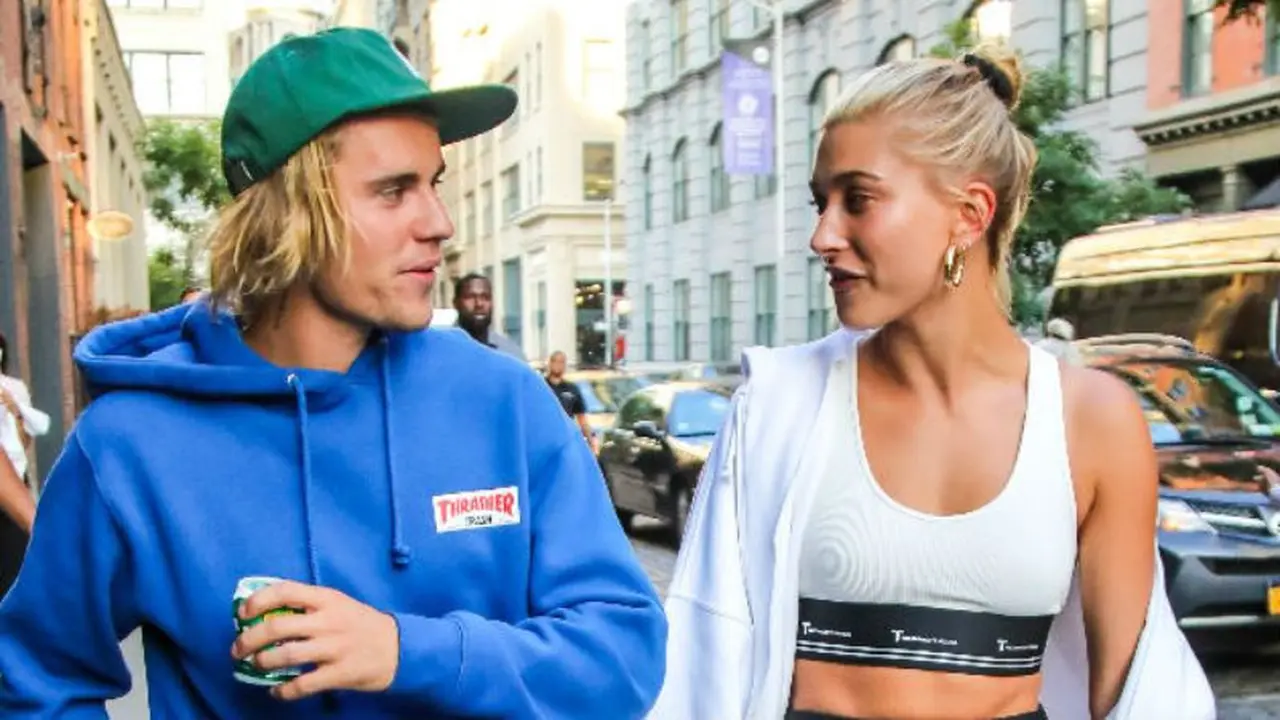 [Bintang] Hailey Baldwin - Justin Bieber