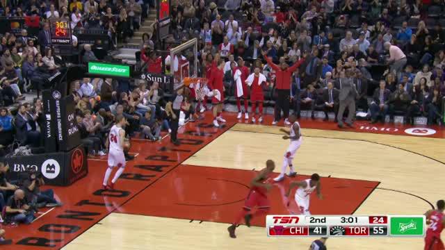 Toronto Raptors mengalahkan Chicago Bulls dengan skor 119-114 dalam lanjutan pertandingan NBA 2017-2018.