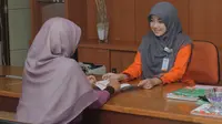 Selain dengan datang ke kantor cabang RZ dan jemput zakat, masyarakat Kota Bandung dapat menunaikan ZIS melalui transfer antar rekening