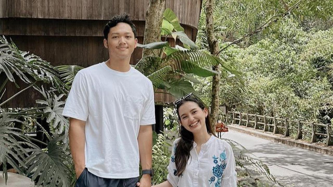 Oleh karena itu dalam pemilihan outfit, Sarah kerap mengenakan pakaian yang simpel dan sederhana namun elegan.&nbsp;&nbsp;<br>