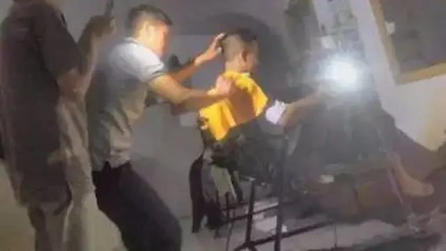 8 Potret Aksi Nyeleneh Orang Ketika Mati Listrik Ini Bikin Geleng Kepala