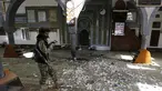 Seorang militan Houthi berjalan diantara reruntuhan sebuah masjid di Yaman, Kamis (24/9/2015). Sebuah ledakan terjadi di Masjid Balili di Sanaa, Yaman. Dikabarkan, 29 orang tewas dan puluhan terluka. (REUTERS/Khaled Abdullah)