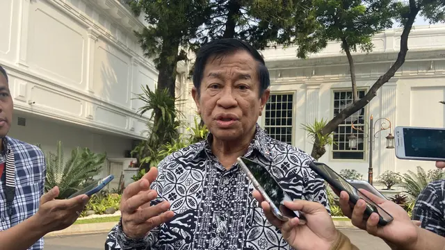 Jenderal TNI (Purn) Agum Gumelar bersama sejumlah purnawirawan Polri dan TNI menyambangi Istana Negara Jakarta untuk bertemu Presiden Joko Widodo (Jokowi).